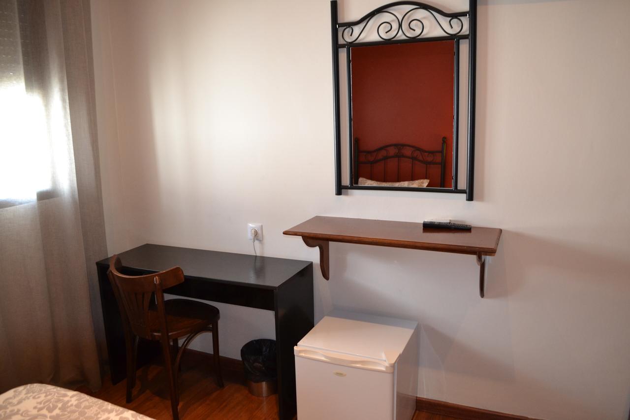 Hostal Pension La Ruta Paterna del Campo Zewnętrze zdjęcie